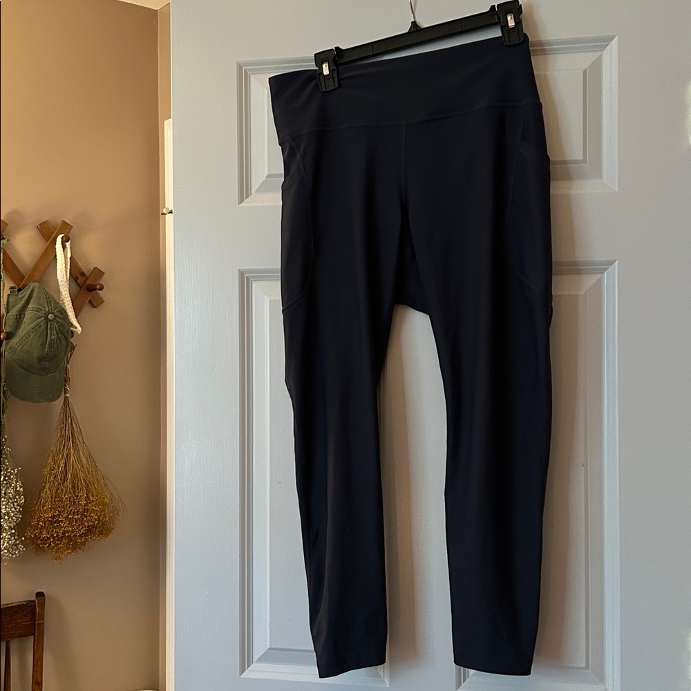 Old Navy (XL) dark blue active power soft high rise pocket leggings